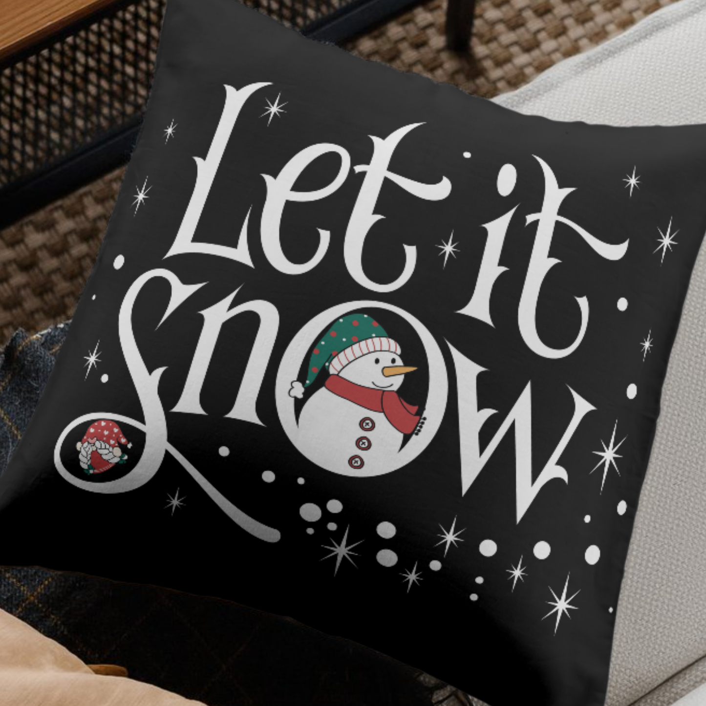 Let It Snow SVG | Winter Wonderland SVG | Snowflake Christmas Design | Holiday Ornament Clipart for Cricut & Silhouette | Instant Download