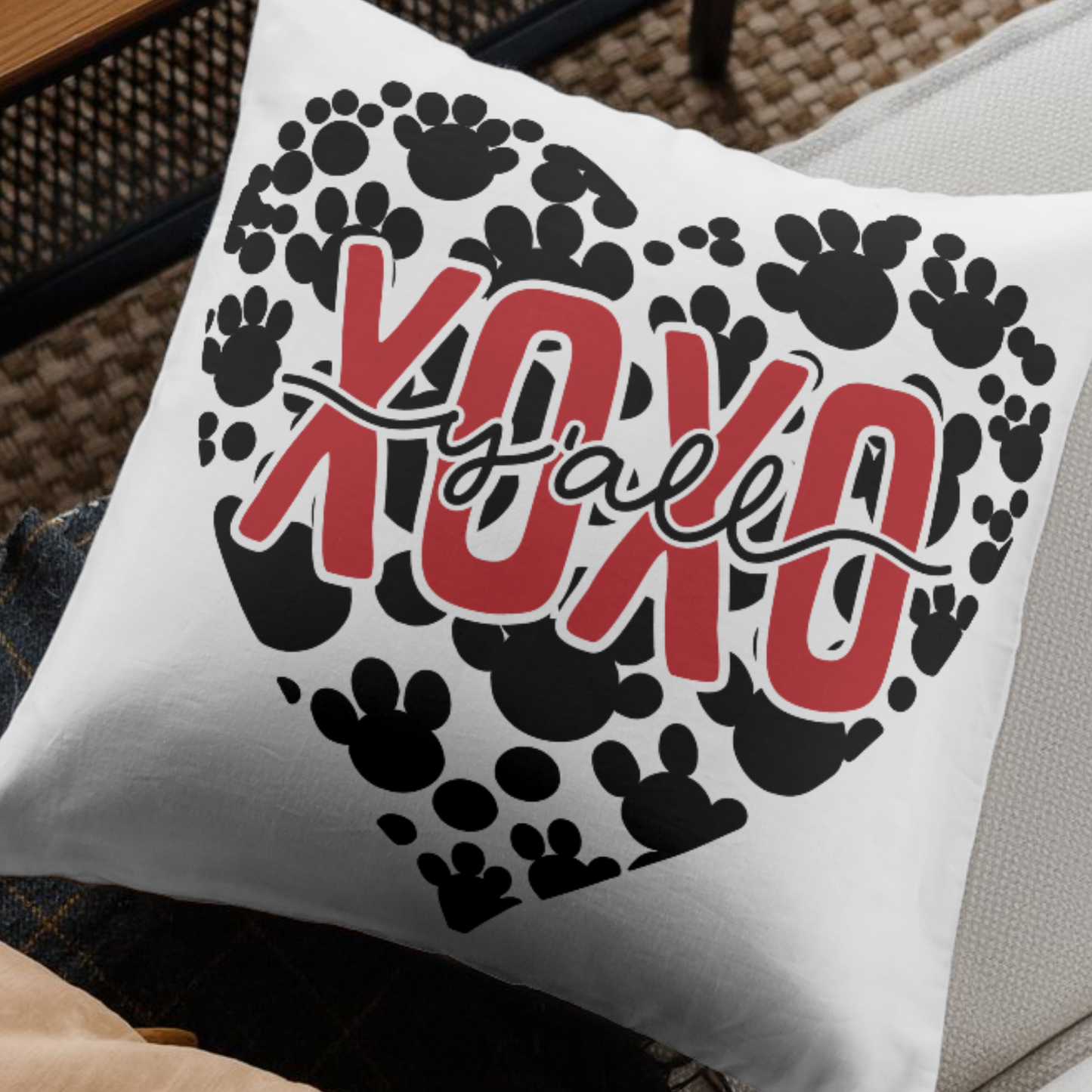 XOXO Paw Heart SVG | Dog Valentine Cut File | Cat Lover Valentine's Day | Dog Mom Cricut SVG | Pet Paw Print Digital Download | Sublimation Design